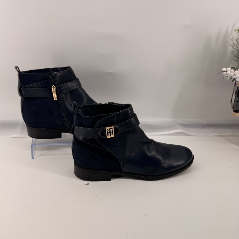 Tommy Hilfiger Womens Blue Isabelo Faux Leather Zipper Ankle Boots Shoes Size 10